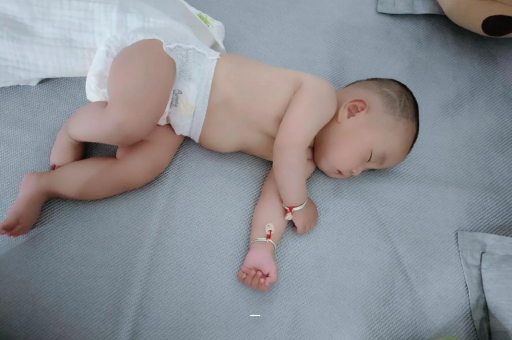 谷城怀孕感觉自己心跳明显